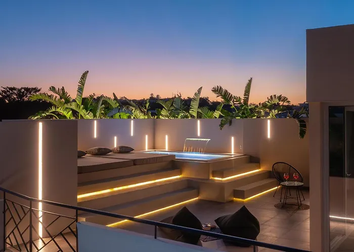 Hamilton Elite Penthouse