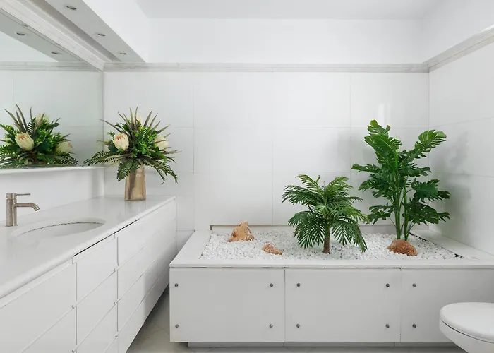 Hamilton Elite Penthouse